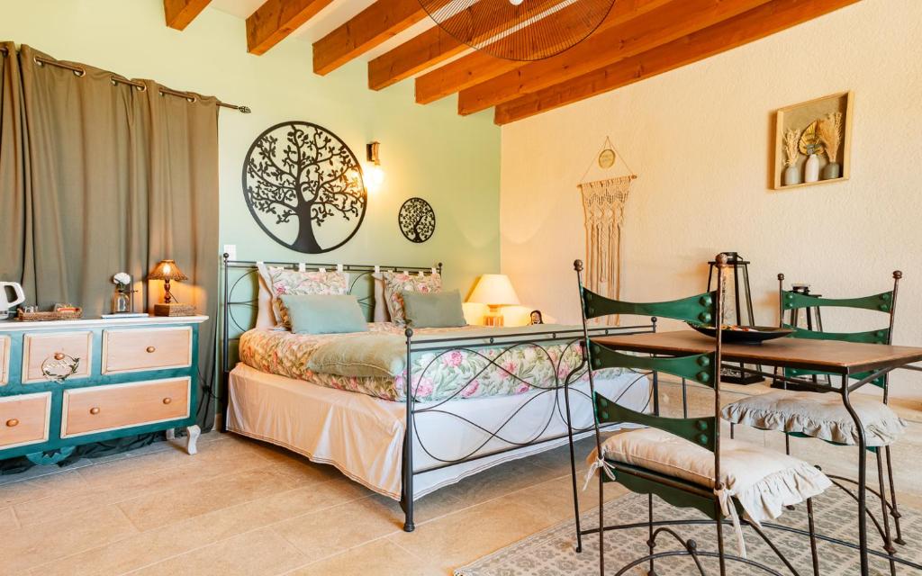 Chateau Talaud - Habitación Doble Con Baño Privado