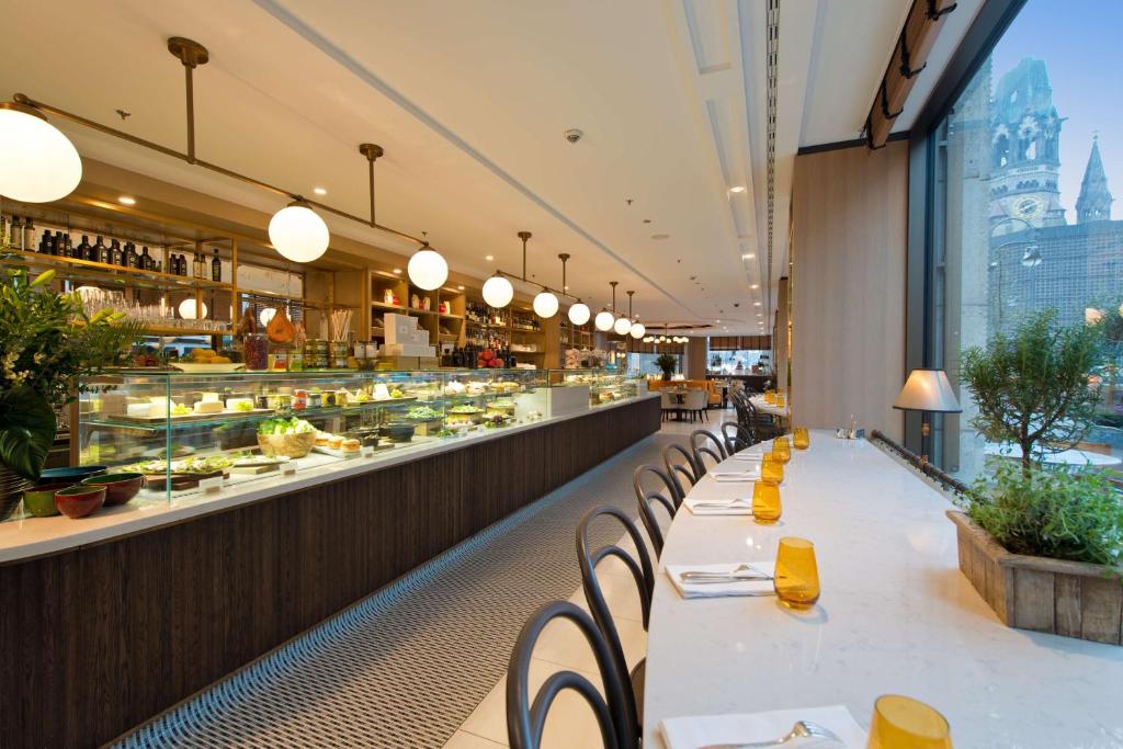 Waldorf Astoria Berlin - Resim 8