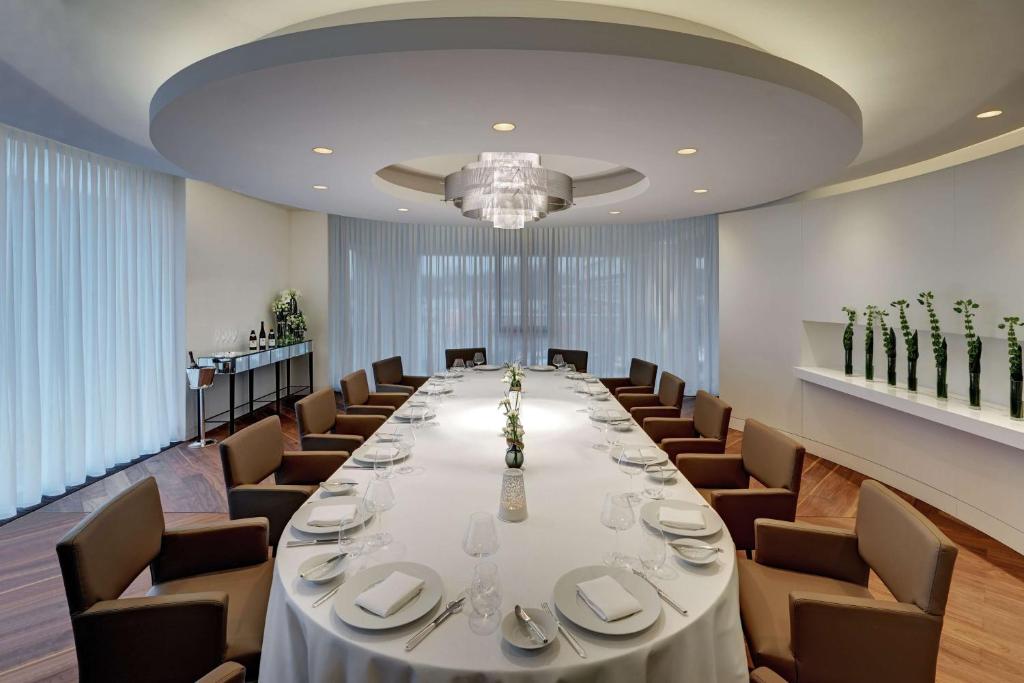 Waldorf Astoria Berlin - Resim 10