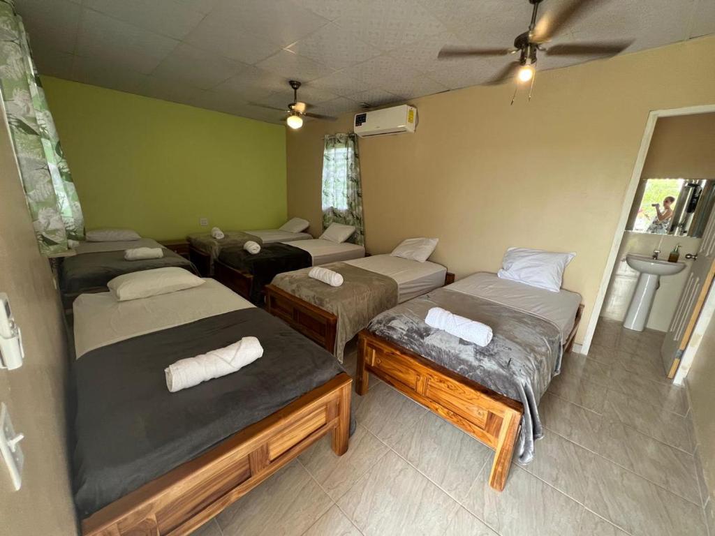 Postel nebo postele na pokoji v ubytování Hotel VILLAS DON PABLO LAS TABLAS