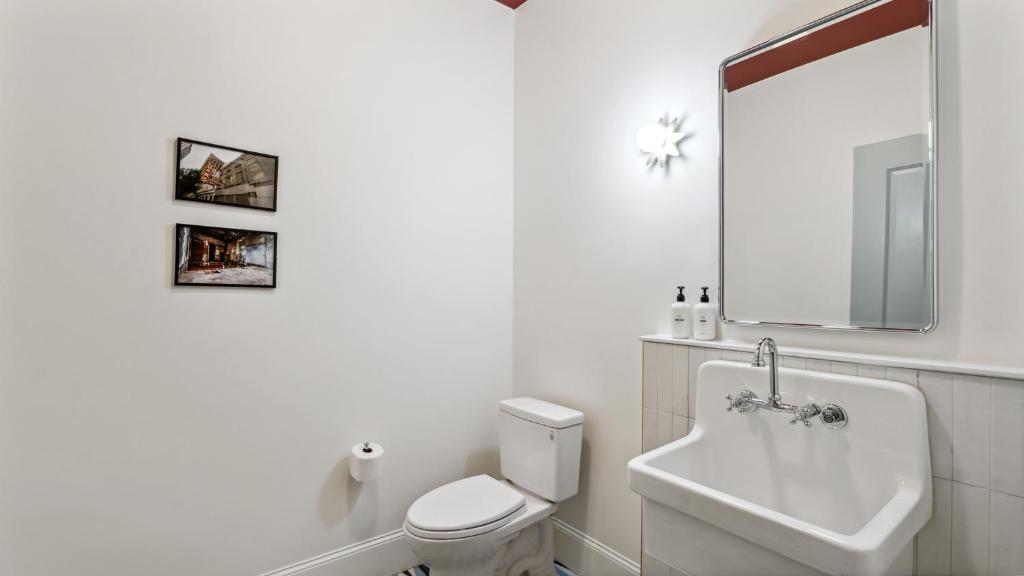 The Mary Beth Hotel & Gallery photo