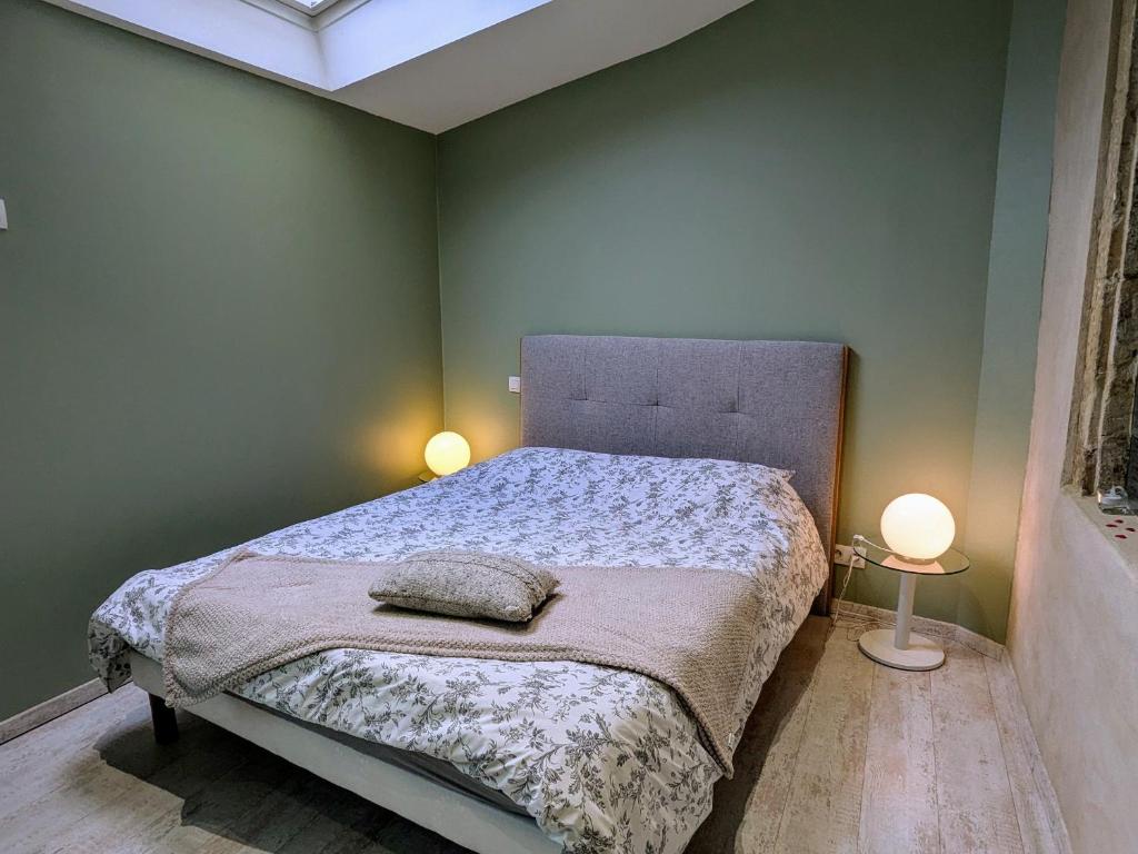 Gîte 75m² avec WIFI et animaux acceptés à Montmédy - FR-1-585-23 - Maison De Vacances (2 Adultes)