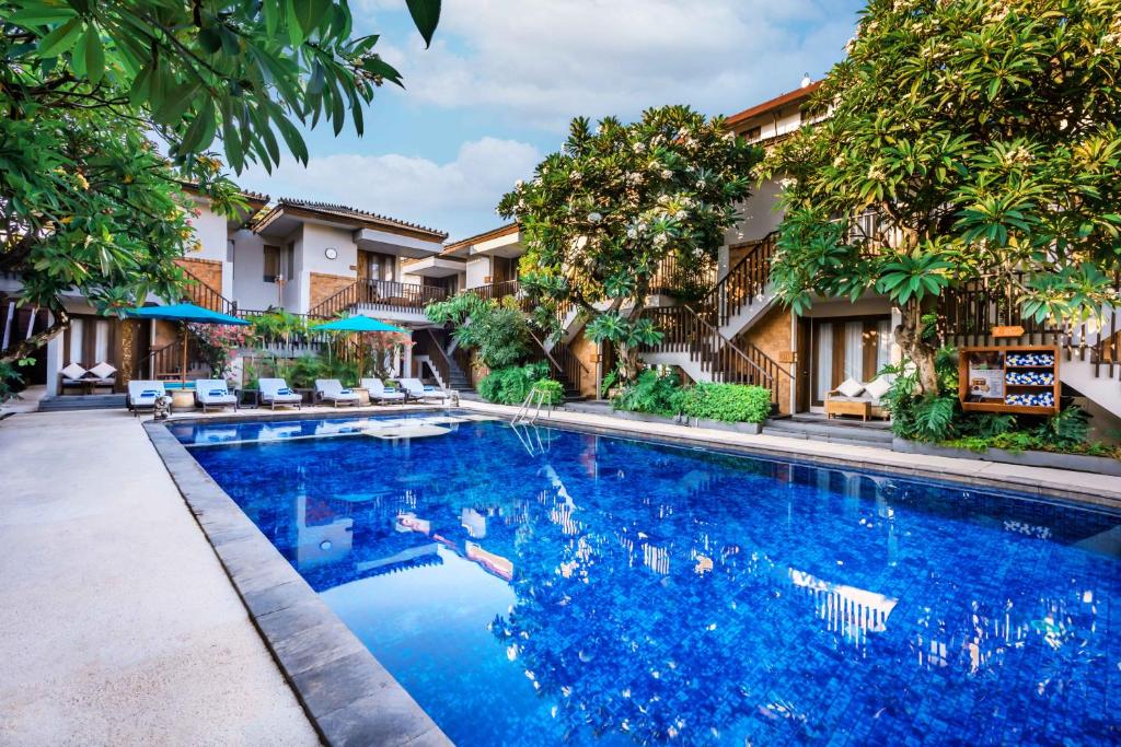 Bazén v ubytování Rama Garden Hotel Bali nebo v jeho okolí