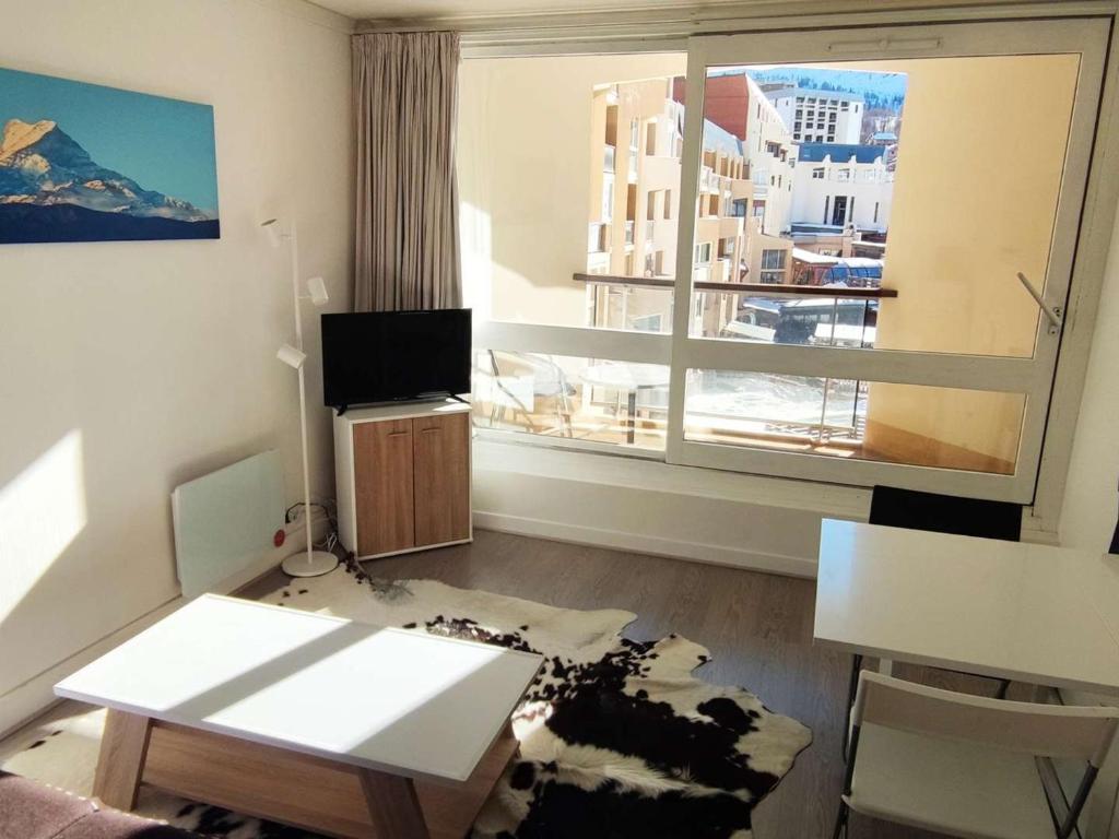 Photo de la galerie de l'établissement Studio 4 pers au pied des pistes Isola 2000 - FR-1-292-223, à Isola