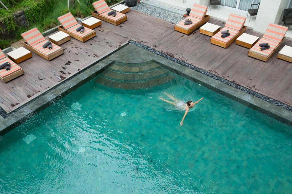 Bazén v ubytování Bali Paragon Resort Hotel nebo v jeho okolí