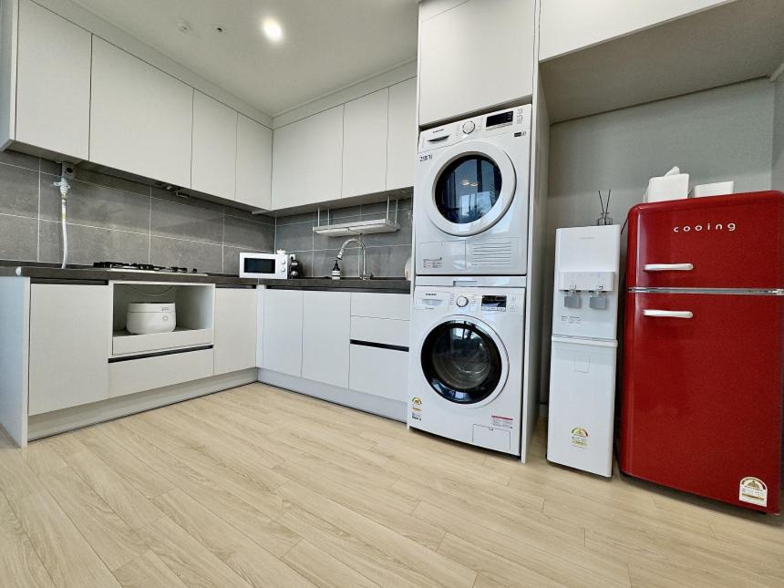 Cucina o angolo cottura di Eunhasu D&M Residence