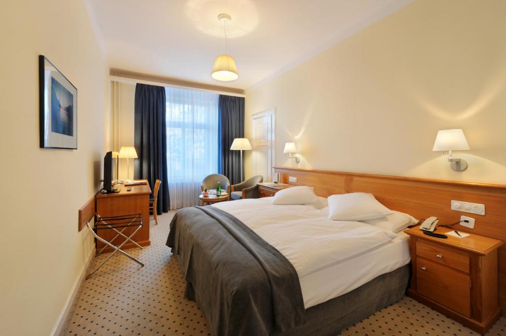 Hotel Waldhaus Sils - Small Double Room