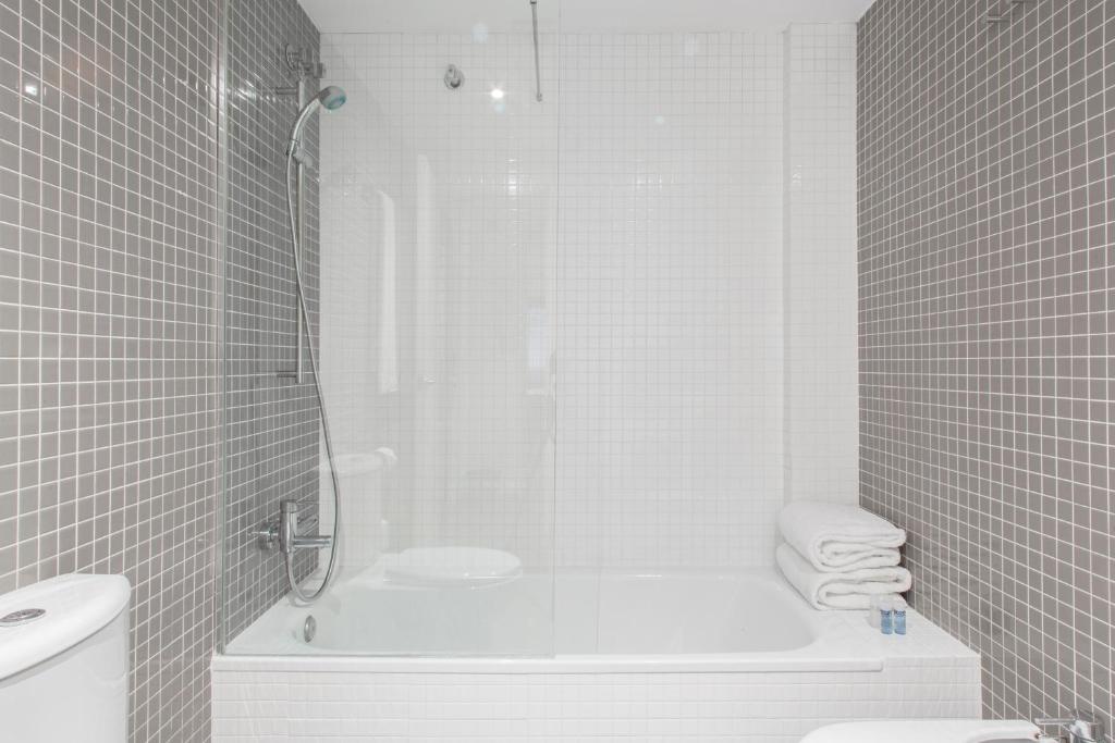 Barcelona Apartment Aramunt - Resim 23