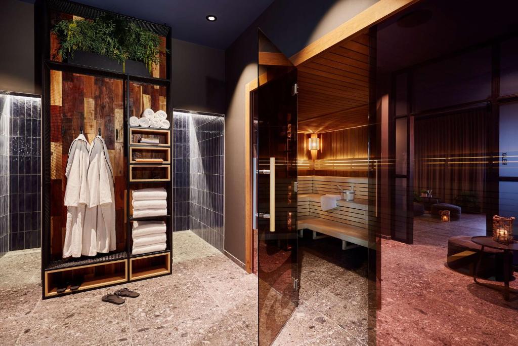 Ein Badezimmer in der Unterkunft Me and All Hotel Kiel, by Hyatt