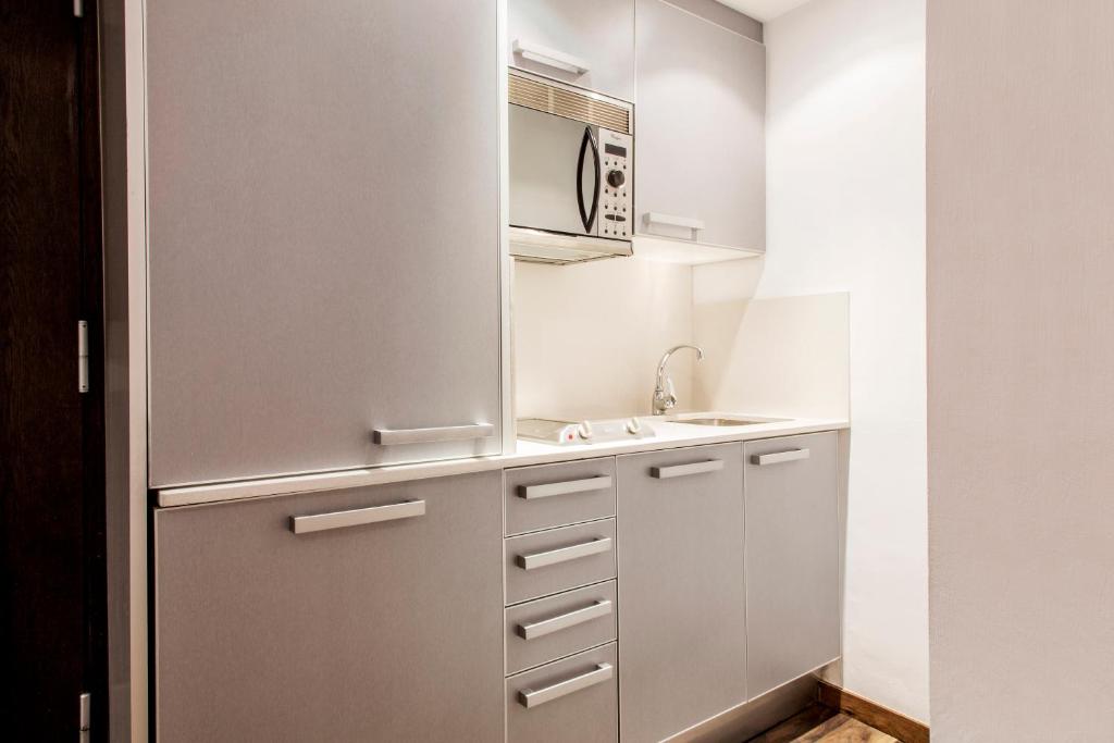 Barcelona Apartment Aramunt - Resim 14