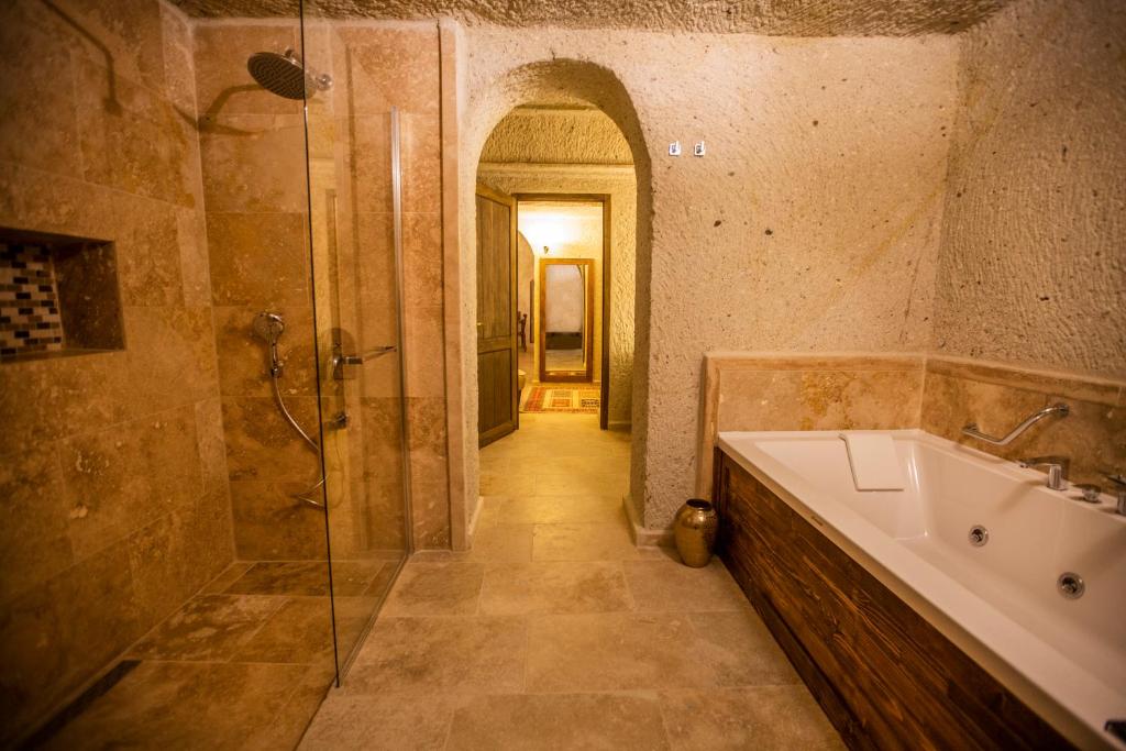 Nino Cave Suites - 16