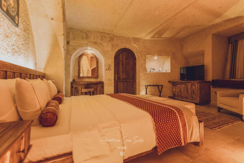 Nino Cave Suites - 1