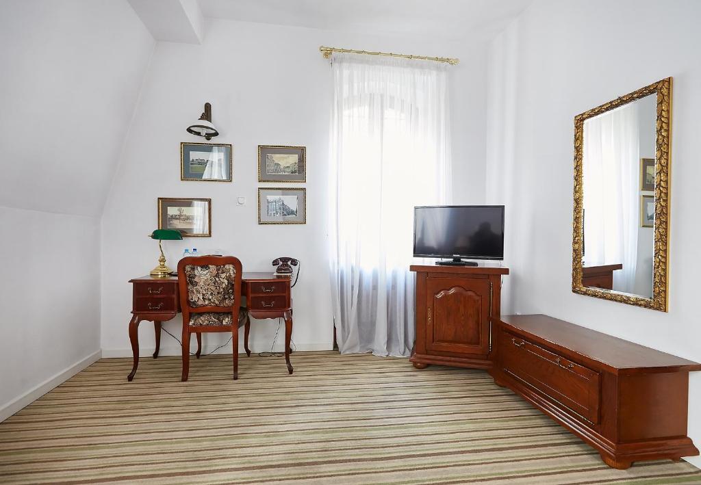 Hotel Palac w Myslecinku - Resim 34