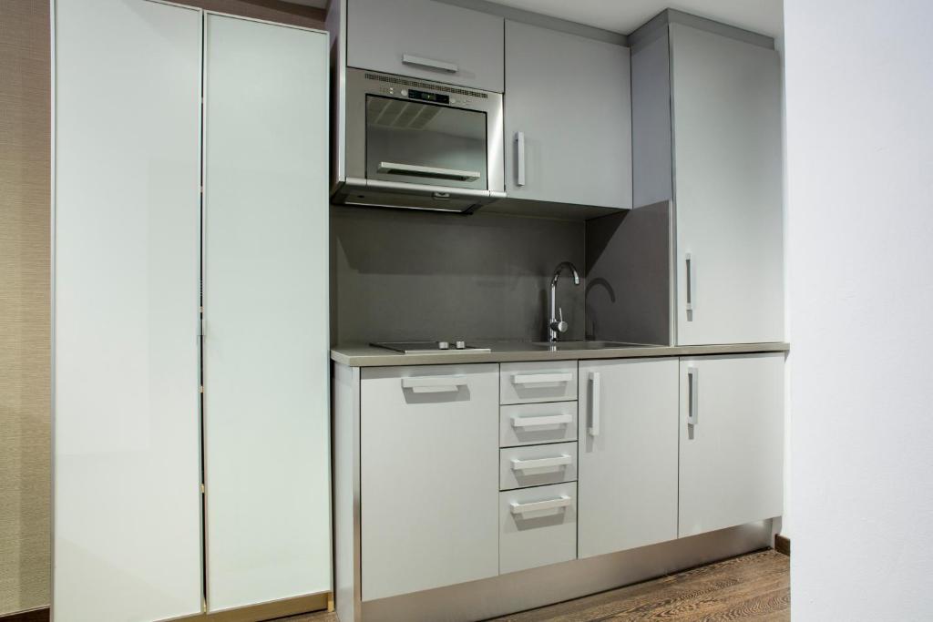 Kuchyňa alebo kuchynka v ubytovaní Barcelona Apartment Aramunt