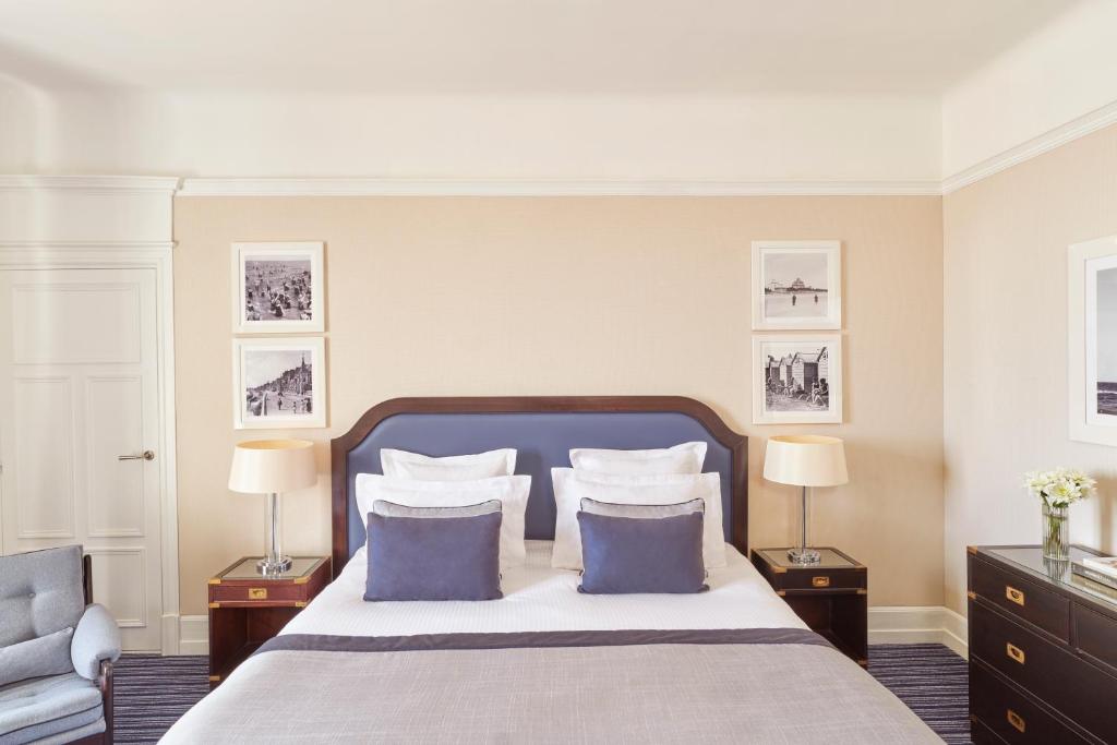 Hôtel Barrière L'Hermitage - Prestige Double Room With Sea View