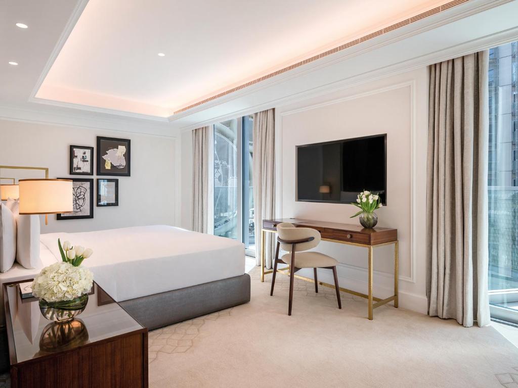 
Luxury Studio Apartment
