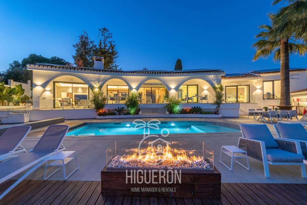 HigueronRentals Centinela