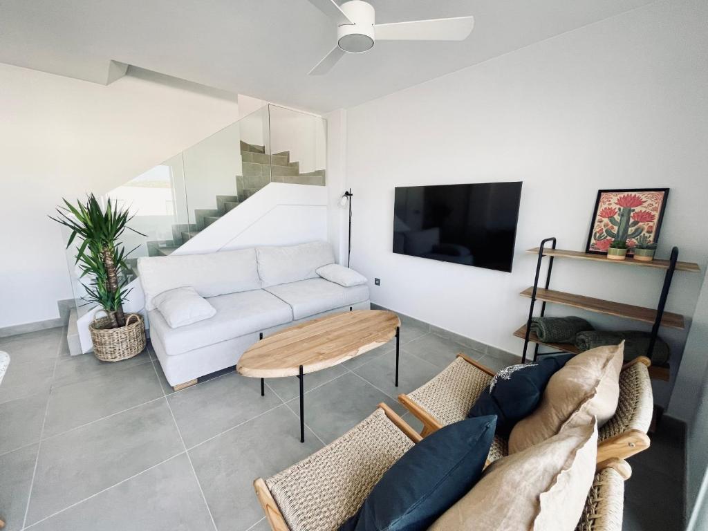 Canary Holiday Home
