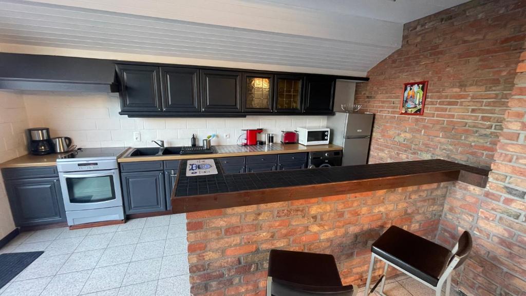 Maison, parking et jardin, entre Lille et Tournai - Casa De Una Habitación