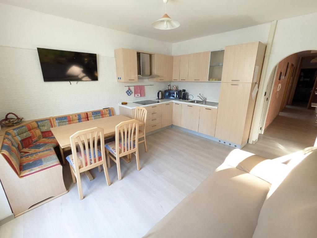 Kuchyň nebo kuchyňský kout v ubytování Apartments Giovannini