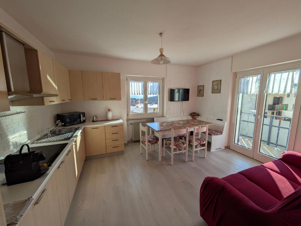Kuchyň nebo kuchyňský kout v ubytování Apartments Giovannini