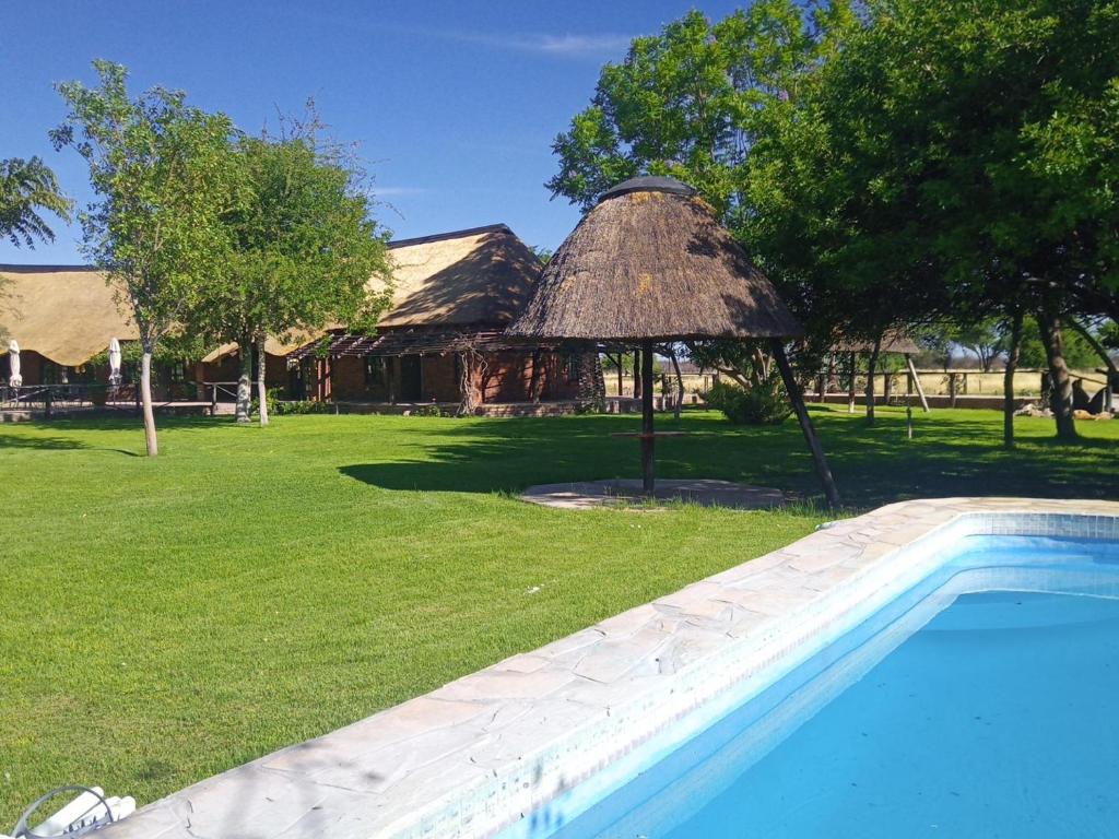 Bazén v ubytování Fiume Lodge CC nebo v jeho okolí