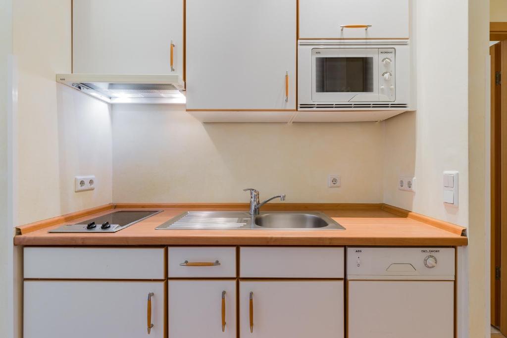 Apartmenthaus Berlin Mitte - Resim 32