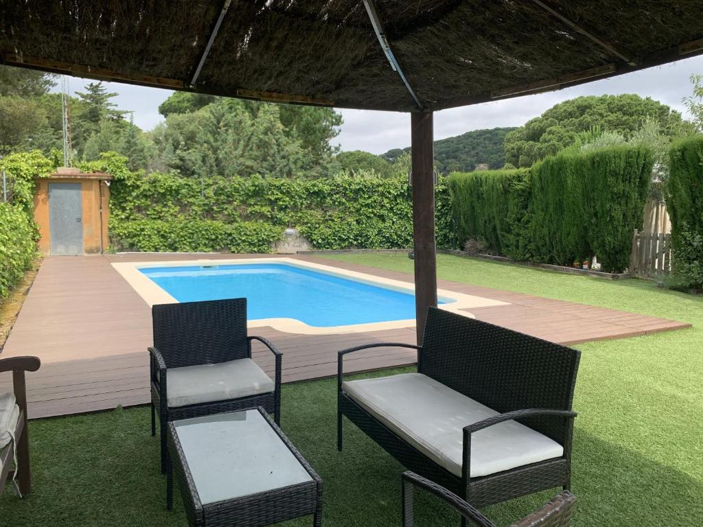 Kolam renang di atau dekat dengan Your Pet-friendly Home In Sant Pol