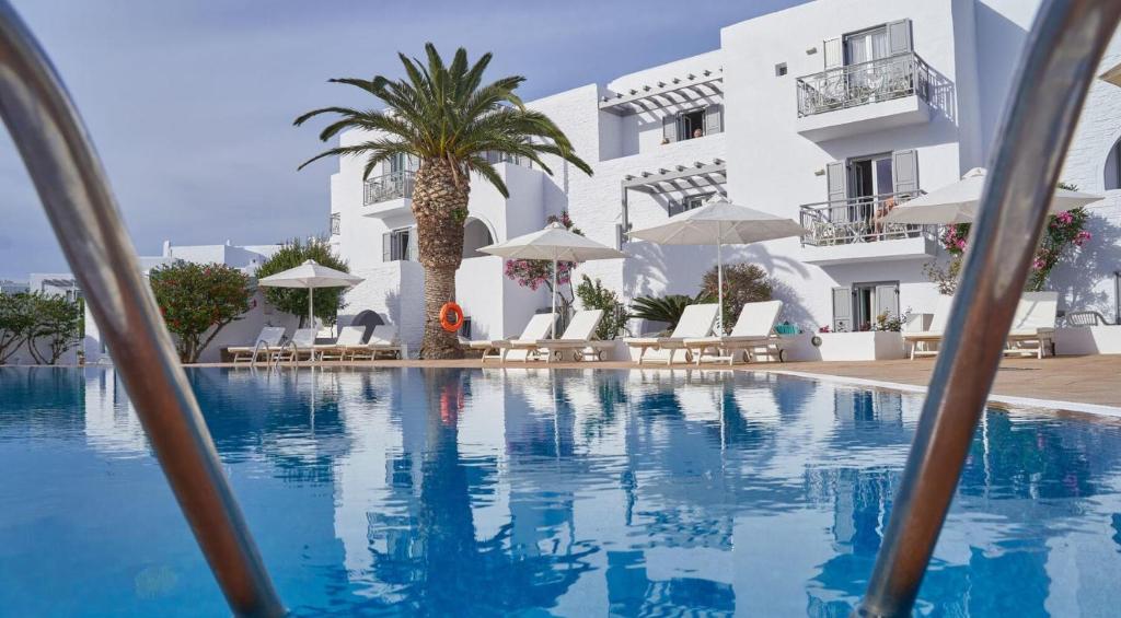 Bazén v ubytování Galaxy Hotel Naxos nebo v jeho okolí