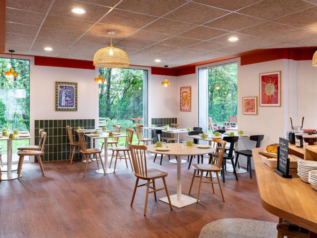 Restaurace v ubytování ibis Styles Prévessin Genève Aéroport