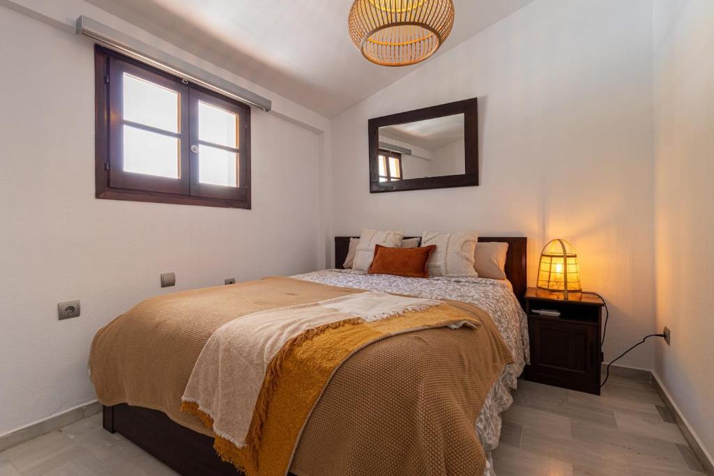 Posteľ alebo postele v izbe v ubytovaní New Renovated Central Apartment With Modern Touch
