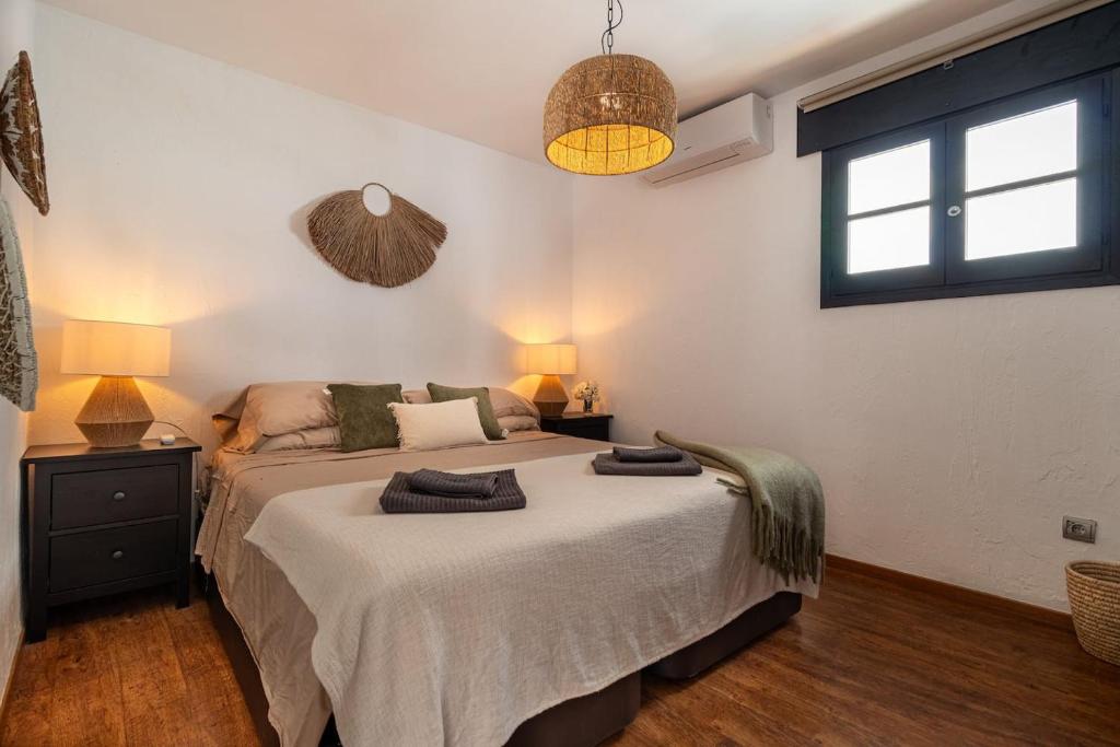 Posteľ alebo postele v izbe v ubytovaní New Renovated Central Apartment With Modern Touch