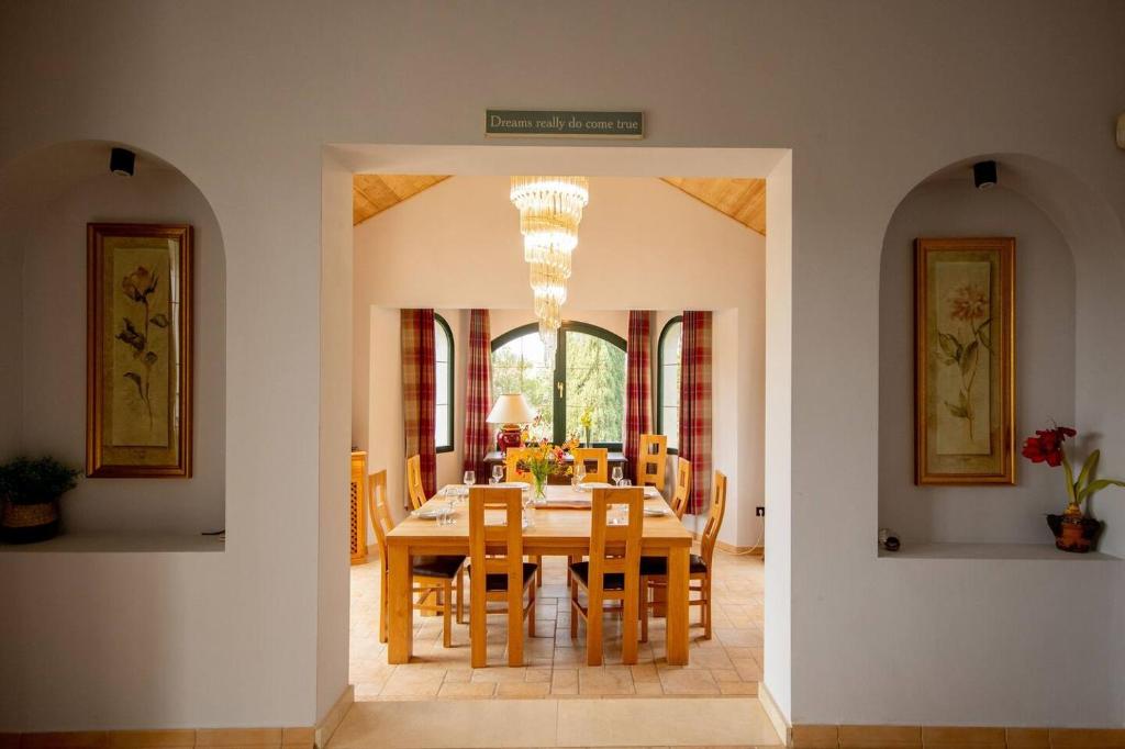Fotografie z fotogalerie ubytování Impressive Villa Dazura In Valtocado Mijas v destinaci Mijas