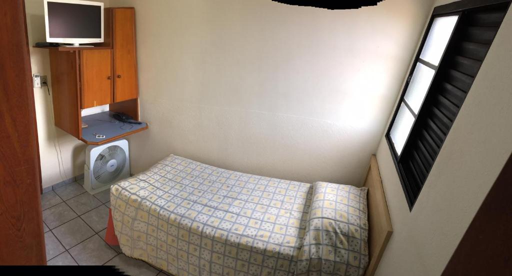  Hotel Colonial