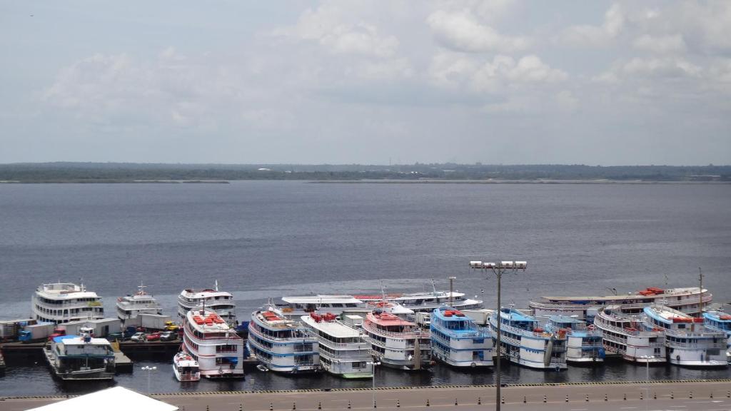  Ajuricaba Suítes 4