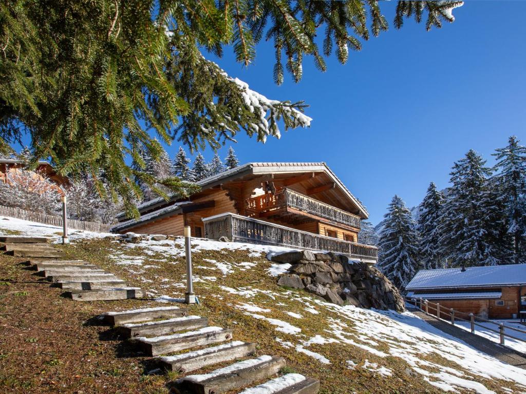 Chalet Chalet Casablanca by Interhome v zimě