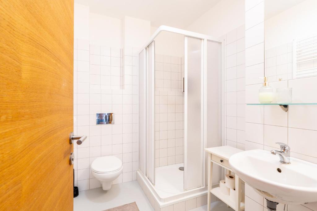 Mitte Apartments - 11