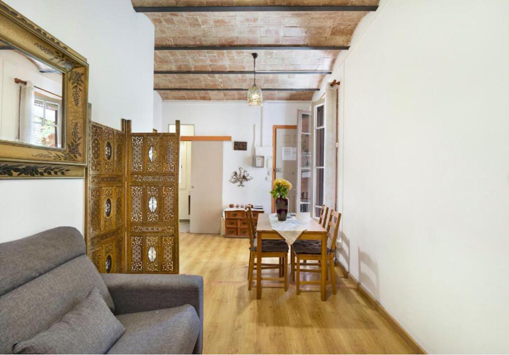 Posedenie v ubytovaní Great apartment in Sagrada Familia with Balcony