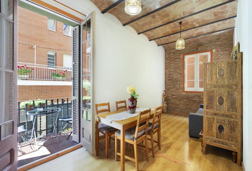 Posedenie v ubytovaní Great apartment in Sagrada Familia with Balcony