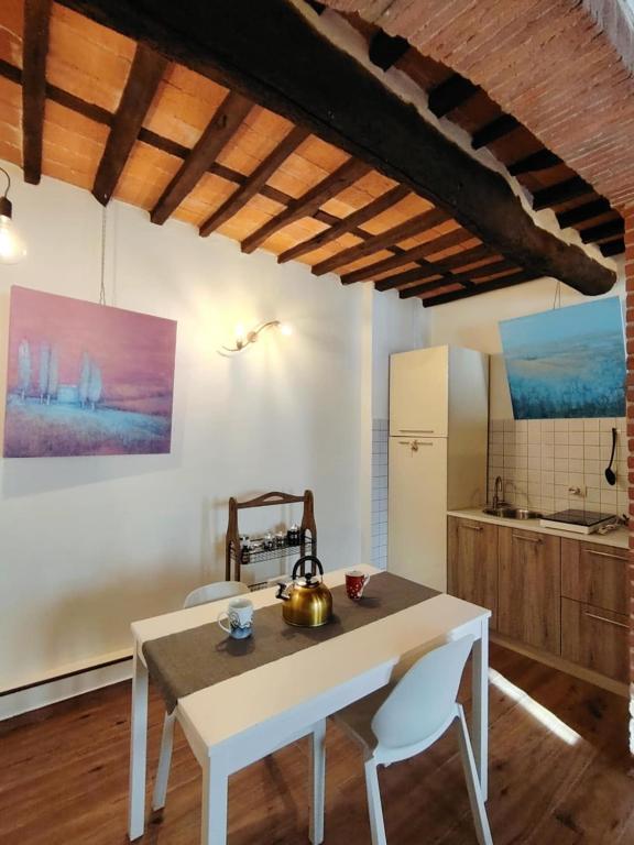 Kuchyň nebo kuchyňský kout v ubytování Claudia's Home La Suite