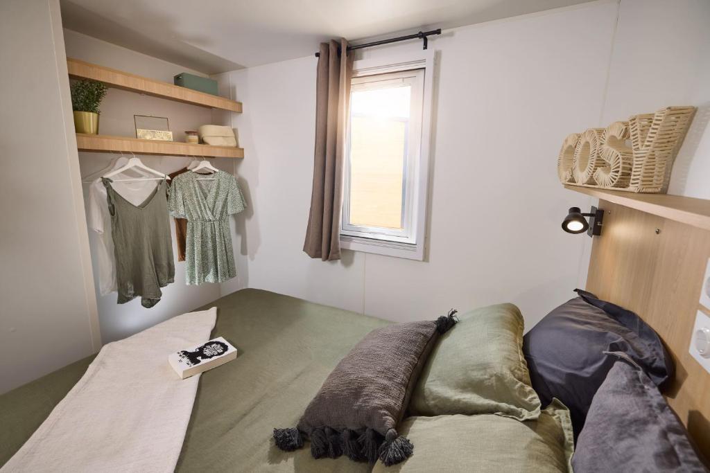 Postel nebo postele na pokoji v ubytování Eco-Lodge Lou Pantaï