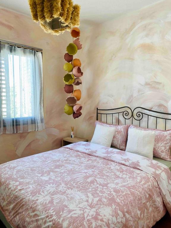 Lovely location, near harbour, restaurants,Mall