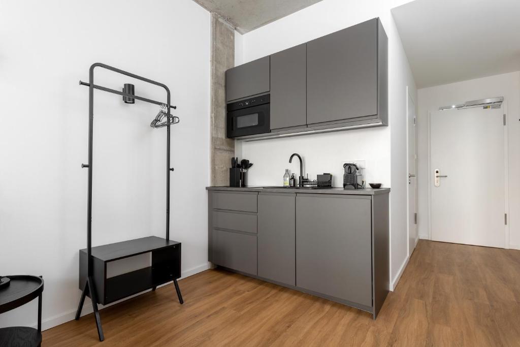 Global Living I TheGraf - East Side Gallery - Resim 24