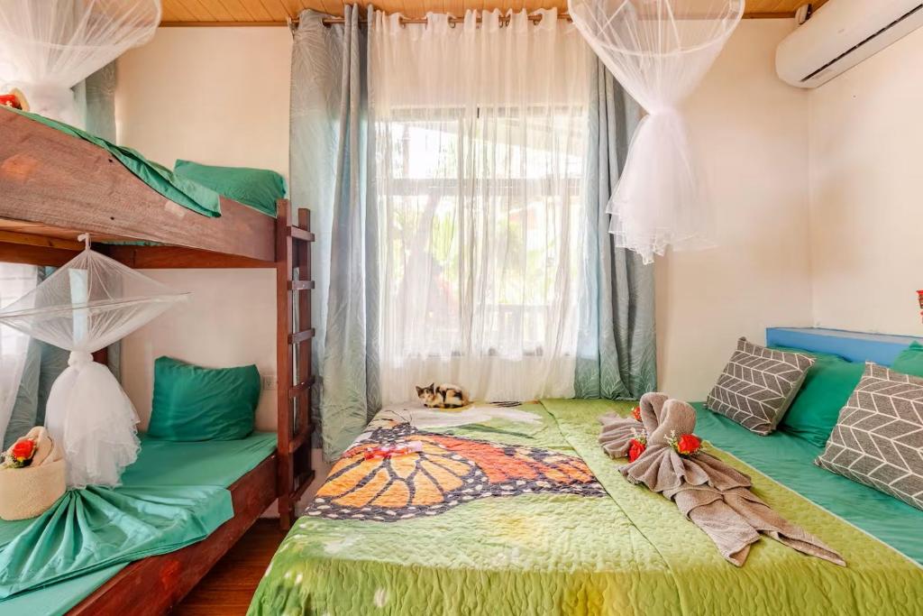 Postel nebo postele na pokoji v ubytování El Manantial de Corcovado