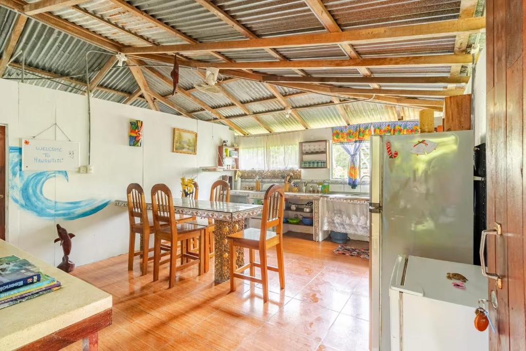 Kuchyň nebo kuchyňský kout v ubytování El Manantial de Corcovado