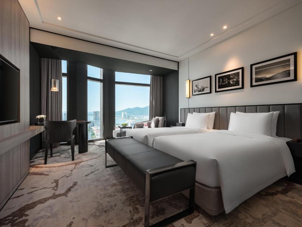 Premium Twin Room with River View - Lounge Access