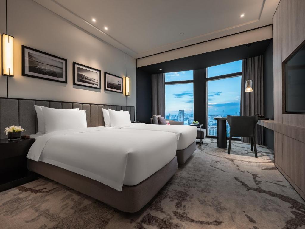 Standard Twin Room City View