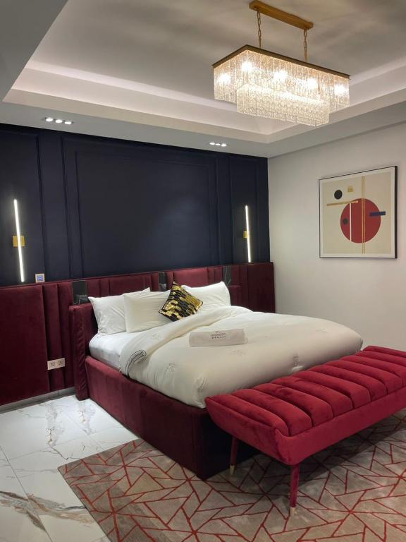 Postel nebo postele na pokoji v ubytování Sujimoto Residences MacDonald