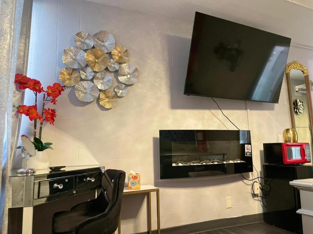 The Village Inn Hotel photo