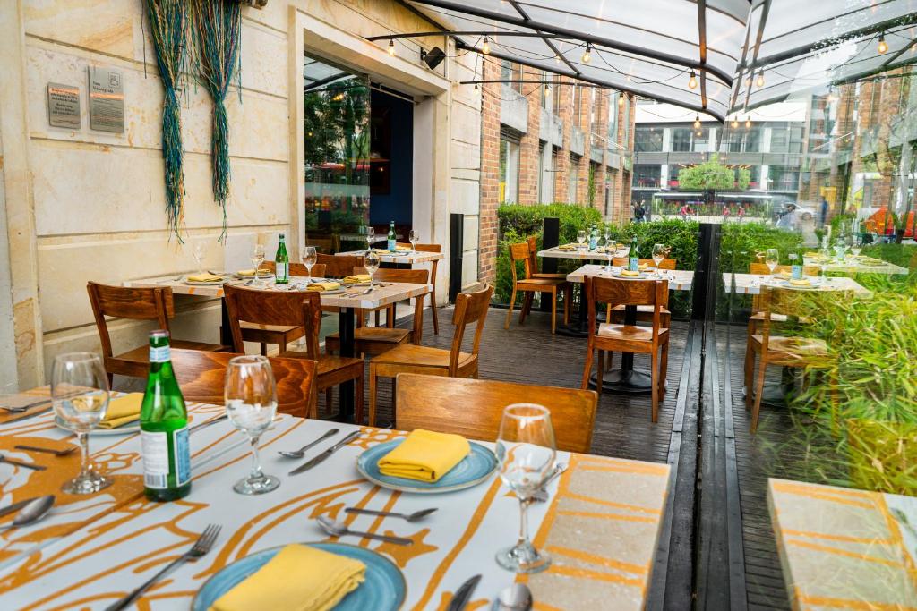 Restaurace v ubytování Hotel Morrison Zona Rosa